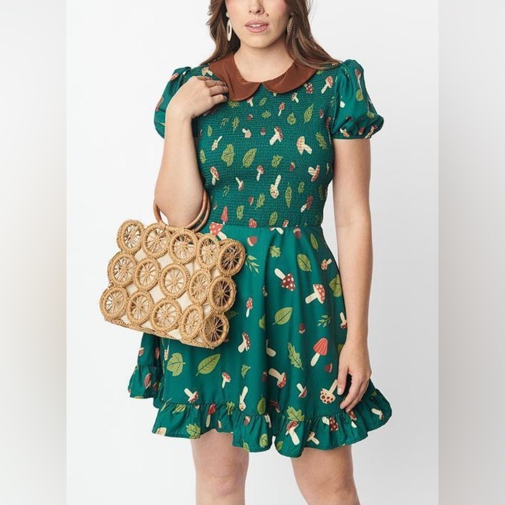 Smak Parlour Smocked Peter Pan Collar Green Mushroom Print Dress, XS, 1X/16, NWT